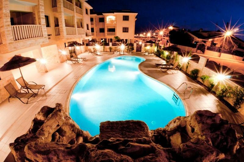 Blue Serenity Complex Larnaca Buitenkant foto